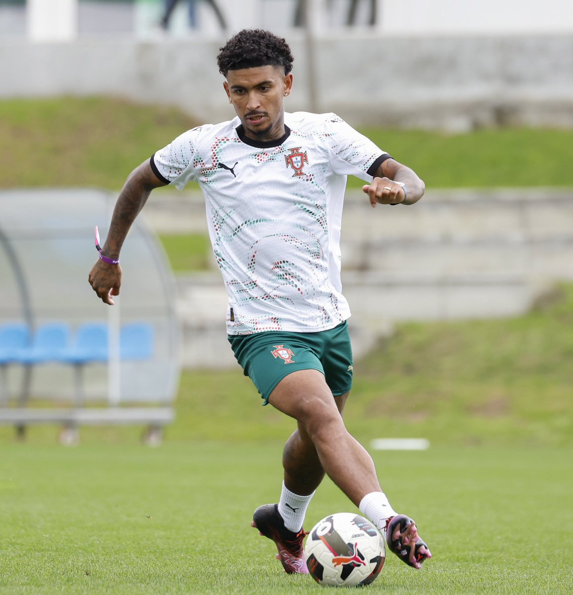 keagan_buchanan's tweet photo. I had a great time with @PUMASouthAfrica @pumafootball and the new FUTURE 8 out in Lisbon. 🇵🇹 #FUTUREWORLD #PUMAFUTURE 

📸 : @snap_vino https://t.co/W9fqUriElX
