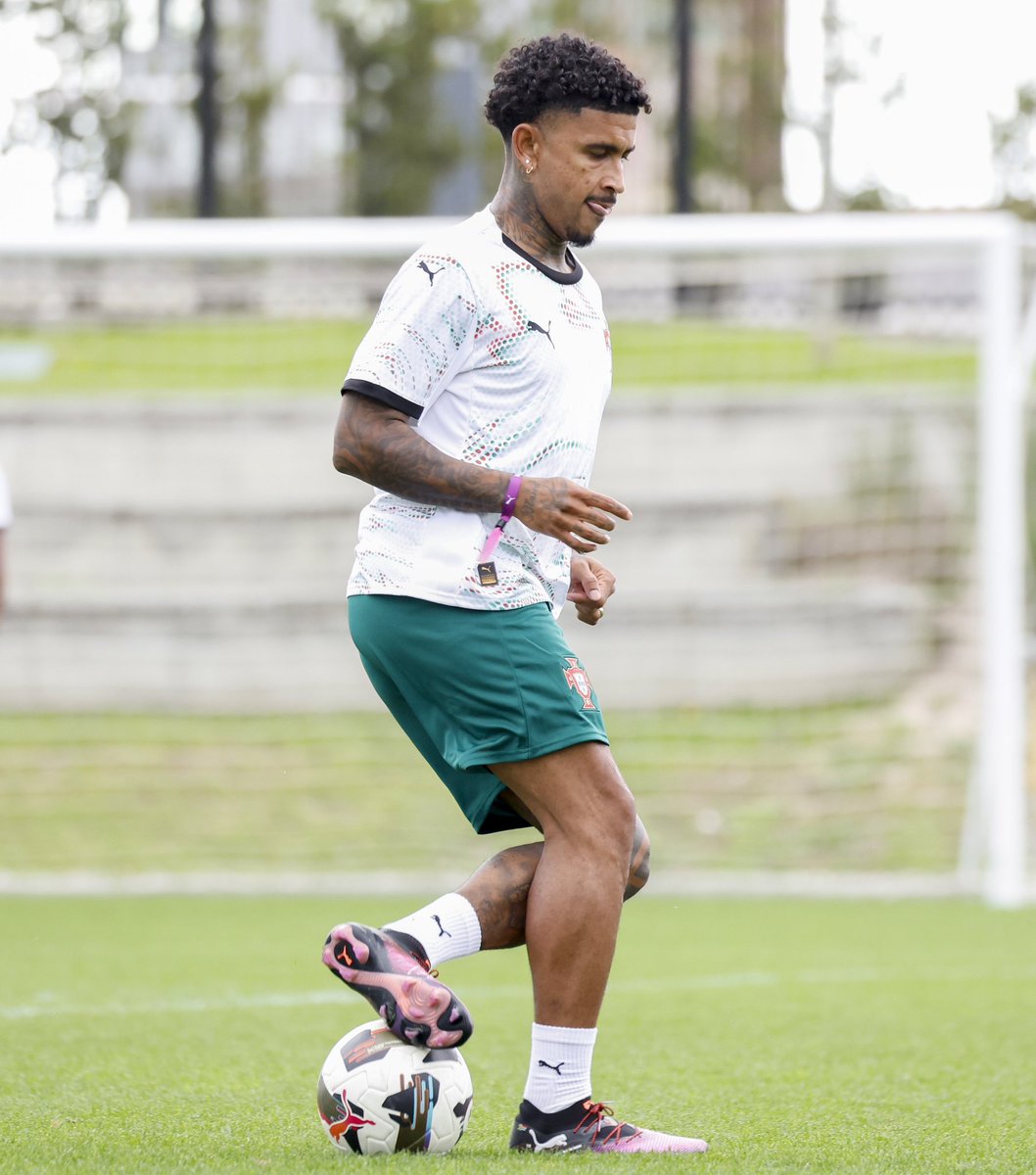 keagan_buchanan's tweet photo. I had a great time with @PUMASouthAfrica @pumafootball and the new FUTURE 8 out in Lisbon. 🇵🇹 #FUTUREWORLD #PUMAFUTURE 

📸 : @snap_vino https://t.co/W9fqUriElX