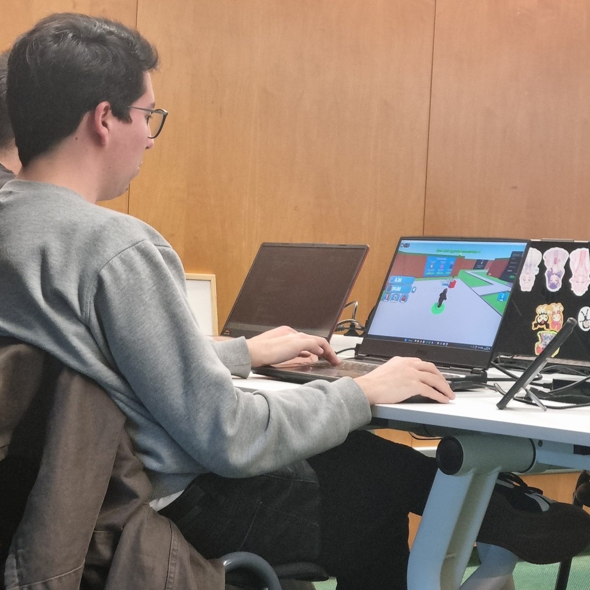 CampusJump's tweet photo. Global Game Jam UPV Gandia😃
Un año más ha sido un gran fin de semana de innovación, ingenio y agilidad, pero también de convivencia de la buena. ¡Gracias por acompañarnos! 👏👏
Más información👉 https://t.co/Qww2YfReIU https://t.co/uw3fH53c8S