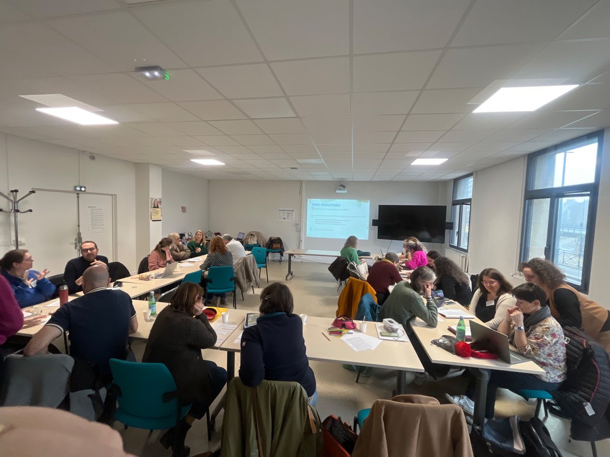 Emmanuel BRAULT (@emmanuelbrault2) on Twitter photo Premier regroupement rennais du parcours de formation 50h « troubles de la conduite et du comportement » : agir / réagir face à une situation de rupture.
Bienvenue aux participants des académies de <a href="/acrennes/">Académie de Rennes</a> <a href="/AcLille/">Académie de Lille</a> <a href="/acnancymetz/">Académie de Nancy-Metz</a> <a href="/AcAixMarseille/">Acad. Aix-Marseille</a> <a href="/ac_normandie/">Académie de Normandie</a> ! Premier regroupement rennais du parcours de formation 50h « troubles de la conduite et du comportement » : agir / réagir face à une situation de rupture.
Bienvenue aux participants des académies de <a href="/acrennes/">Académie de Rennes</a> <a href="/AcLille/">Académie de Lille</a> <a href="/acnancymetz/">Académie de Nancy-Metz</a> <a href="/AcAixMarseille/">Acad. Aix-Marseille</a> <a href="/ac_normandie/">Académie de Normandie</a> !