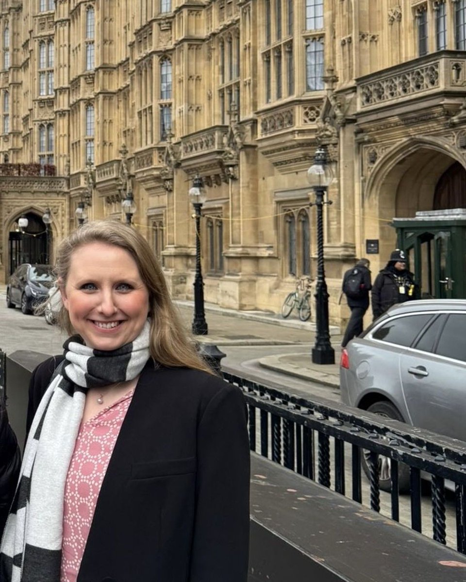 CLL Warwick Uni tweet media