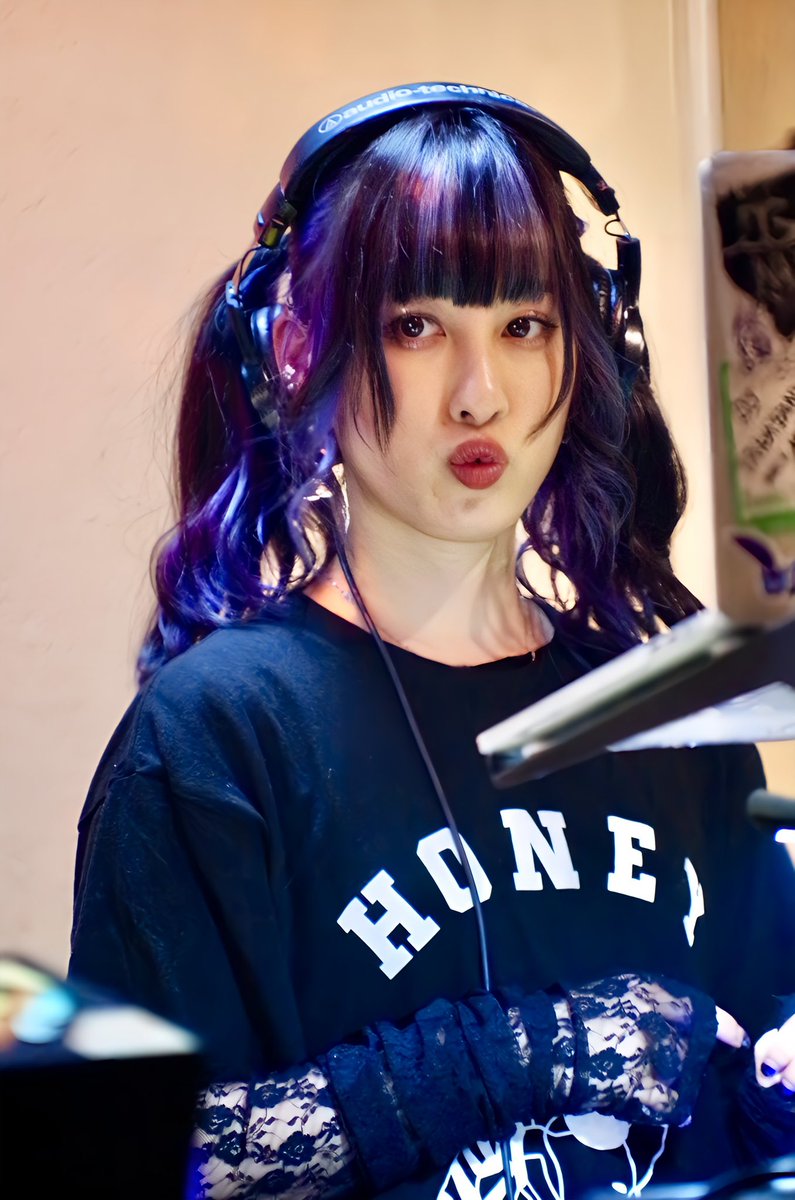 demonic89253549's tweet photo. @djtakatani DJ TAKATANI / 高谷紫音ちゃん@djtakatani 
この日は、次の日の仕事が早いって事で、お酒を飲まなかった🥃たかちゃん。
#たかちゃんしか
#djtakatani
#BoomBoomCafe https://t.co/groqJ9D9Nd