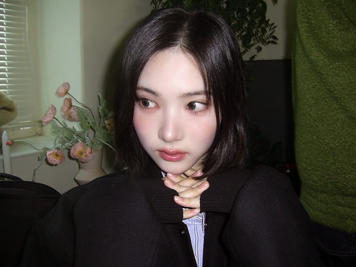 H2H_NEWS's tweet photo. 250203 Hearts2Hearts official instagram update - JIWOO, A-NA

#Hearts2Hearts #하츠투하츠 #H2H @H2H_smtown https://t.co/WTKz9QbdDi