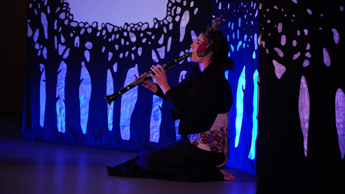 Samedi 25 janvier, vous étiez plus de 250 à venir à la Maison des Enfants lors des Nuits de la lecture. Merci à vous tous d'être venus si nombreux et également à la Librairie Chimère et à Bergamote et grain de café.