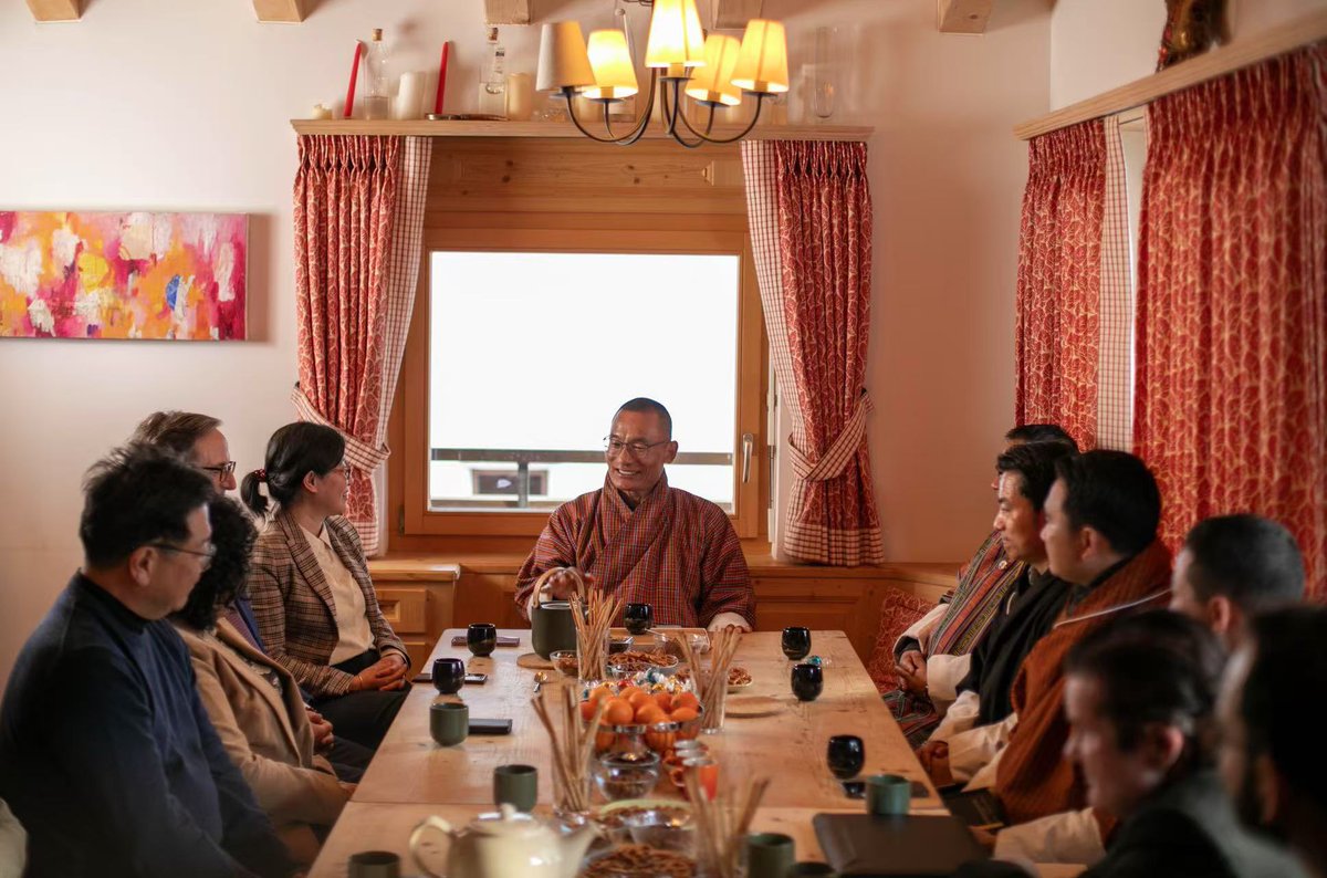SingularityAca2's tweet photo. Singularity Academy Partners with Bhutan at WEF 2025
📍 January 20, 2025 – Klosters-Davos, Switzerland

Singularity Academy, in collaboration with SwissCham Asia, had the honor of hosting His Excellency Tshering Tobgay Prime Minister of the Kingdom of Bhutan at the World Economic Forum in Klosters-Davos. The Prime Minister highlighted Bhutan’s investment opportunities in hydrogen energy, sustainable timber, and hospitality education, reinforcing the country’s commitment to sustainability and innovation.

📃 A key moment was the signing of a Memorandum of Understanding (MoU)
between Singularity Academy, SwissCham Asia, and the Kingdom of Bhutan. The MoU, aimed at promoting collaboration in education, renewable energy, and resource management, was signed by Prof. Dr. ir. Ying Zhang  of Singularity Academy, Ambassador Tenzin Wangchuck of Bhutan, and Dr. iur. Urs Lustenberger President of SwissCham ASIA.

🤝 The event was attended by Roger Kuratle (CEO of Kuratle Group AG), Chris Häring & David Häring (Chairman & CEO of Häring AG) and key members from Singularity Academy and SwissCham Asia. Gulnara Salimova, Patrick Kriesemer. This partnership marks a significant step toward a sustainable and innovative future.

#SingularityAcademy #Bhutan #WEF2025 #Sustainability #HydrogenEnergy #SustainableTimber #HospitalityEducation #RenewableEnergy #Innovation #SwissChamAsia #MoU #GlobalPartnerships #ResourceManagement #EducationCollaboration #Leadership #SustainableDevelopment #ClimateAction #InternationalCollaboration #FutureOfEnergy #WEF #GreenEnergy #TechForGood #SocialImpact #CleanEnergy #SustainableFuture #GlobalLeadership #EnergyTransition #EcoInnovation #BusinessPartnerships #WEF2025Davos #SustainabilityPartnership