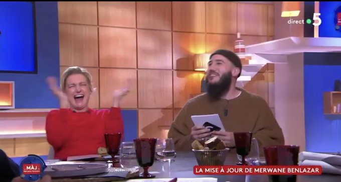 iegor_gran's tweet image. Sur une chaîne publique, quelques jours après avoir commémoré le massacre de Charlie Hebdo ...