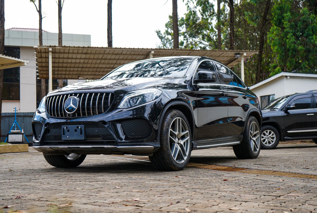 DriversMartKe's tweet photo. GLEs are slowly becoming among the most popular luxury SUVs, and if you've been thinking of owning one, we've got the perfect unit for you. It's a 2016 GLE 350D 4Matic with a 3.0-liter (3000 CC) turbodiesel V6 paired with a 9-speed automatic transmission.

Price: KES 7,800,000 https://t.co/9O2VrooPxm