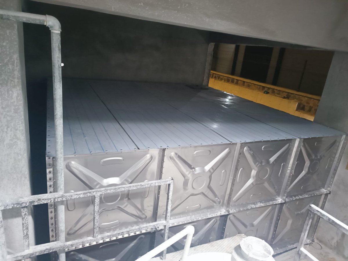DoguDepo's tweet photo. 📍Gaziantep 

🏢Barem Ambalaj 

40 m³ krom Su Deposu 

 Doğu Depo Güvencesiyle! 

Değerli müşterilerimize hayırlı olsun…

💦 304 kalite krom Su Deposu🚰💦

#kromsudeposu #sudepolama #Belediye #mühendis #inşaat #KamuMuehendisleri #watertank #toki #DOĞUDEPO #Yargımakina #ELAZIĞ https://t.co/tkPajgYHtk