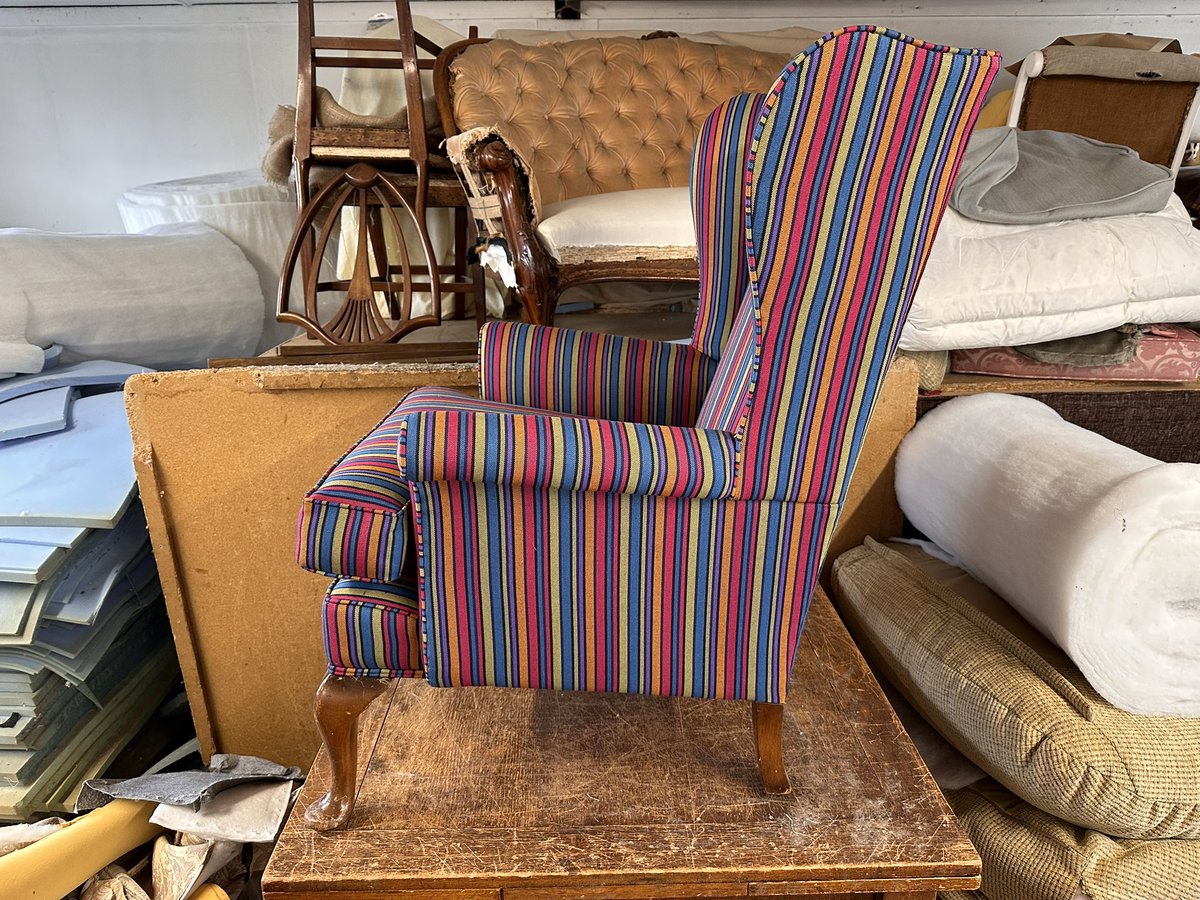 vinallandmacey's tweet photo. Following last Friday's post, here’s the fantastic @paulsmithdesign stripe on the @parkerknoll 720 Wingchair. It certainly adds colour to the room. #VinallandMacey #Hadlow #Kent #UpholsterersNearMe  #UpholsteryUK #BespokeService 
#IndependentBusiness #ChairMakeover
#WingChair https://t.co/PgNbkOorTP