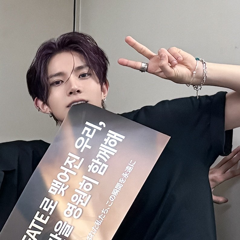 by_seung's tweet photo. 희승이님 .•❤︎ https://t.co/0CCCm8R7EN