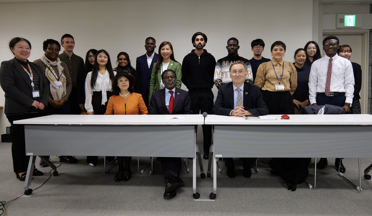 UN University – IAS (@unuias) on Twitter photo Today our students met Janos Pasztor, former UN Assistant Secretary-General on #ClimateChange 🌏🇺🇳
Thank you for the insightful discussion and for inspiring the next generation of #sustainability leaders!
#UNUat50 <a href="/jpasztor/">Janos Pasztor</a> <a href="/tmarwala/">Tshilidzi Marwala チリツィ・マルワラ . 丸笑</a> Today our students met Janos Pasztor, former UN Assistant Secretary-General on #ClimateChange 🌏🇺🇳
Thank you for the insightful discussion and for inspiring the next generation of #sustainability leaders!
#UNUat50 <a href="/jpasztor/">Janos Pasztor</a> <a href="/tmarwala/">Tshilidzi Marwala チリツィ・マルワラ . 丸笑</a>