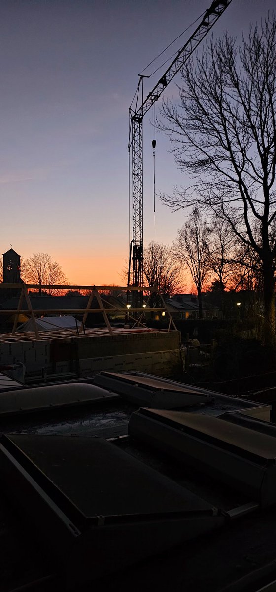 SurjaniG's tweet photo. Goedemorgen #Frozen
Klein stukje om #wandeling 🥶❄️🌤 https://t.co/IGJGdKOCFg