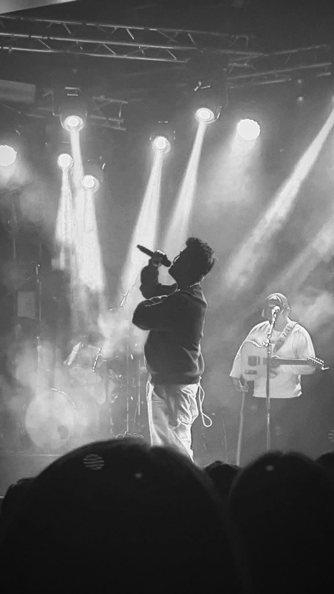 Aivan 🔮🌓 BACKLOG GRINDING tweet media