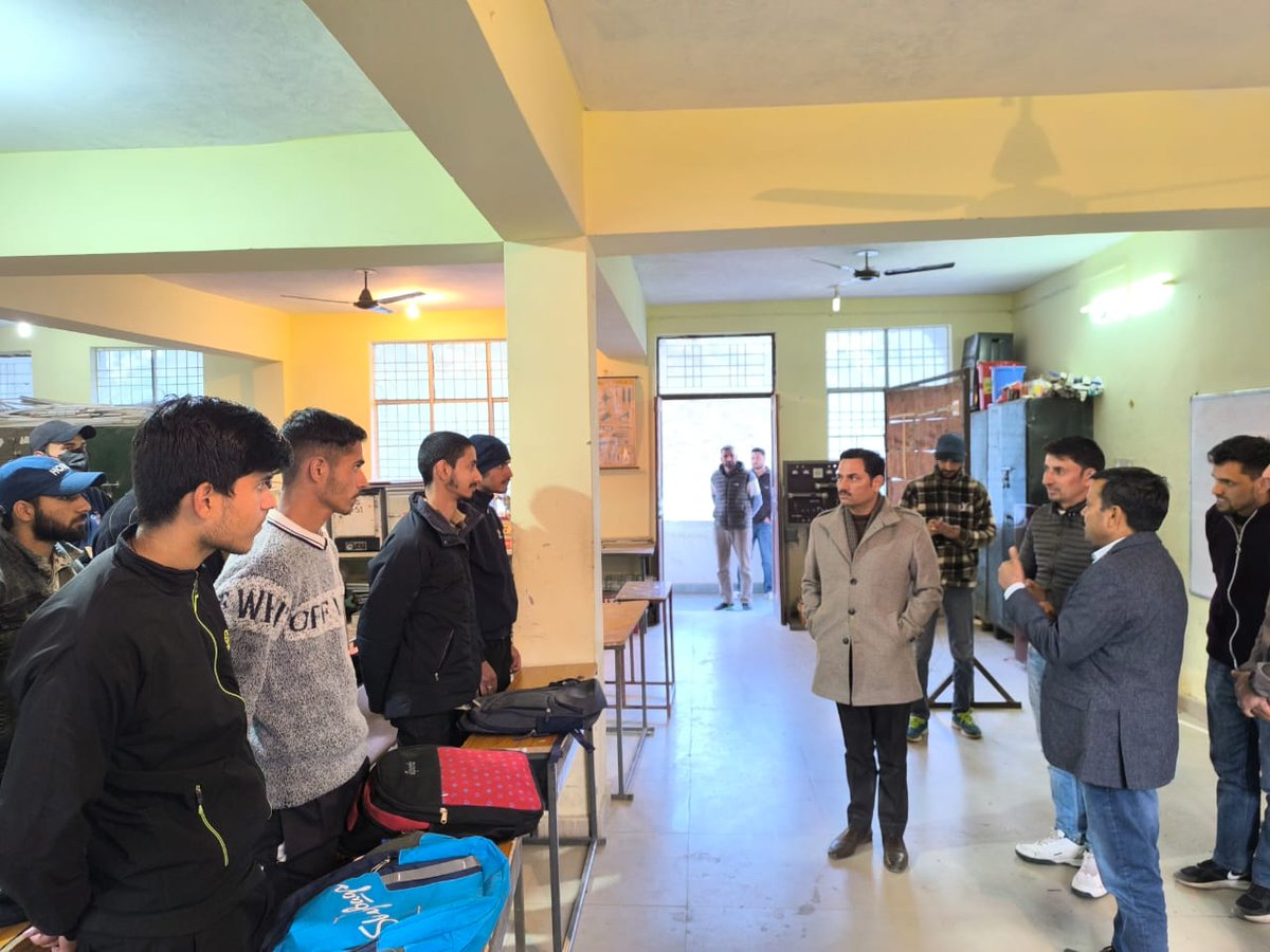 directorskilljk's tweet photo. Director, Skill Development, J&amp;K visited Government Polytechnic, Kishtwar, Doda and Government ITI Doda on 31.01.2025 to review the functioning &amp; ongoing civil works of the Institutes and issued instructions to the Executive Agencies for completion of the work at an earliest. https://t.co/odZG5mPTmx