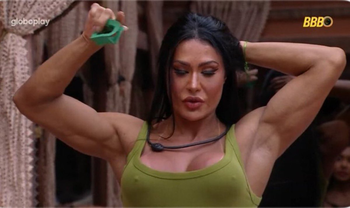 tracklist's tweet photo. 7) Gracyanne fala sobre Diogo e Aline: “Uma mulher gata, ficando com um cara escroto que ao invés de defender a mina vai defender os Joãos? […] Héteros, aprendam tratar uma mulher, hétero escroto do c*ralho” https://t.co/MaQgumnJgx