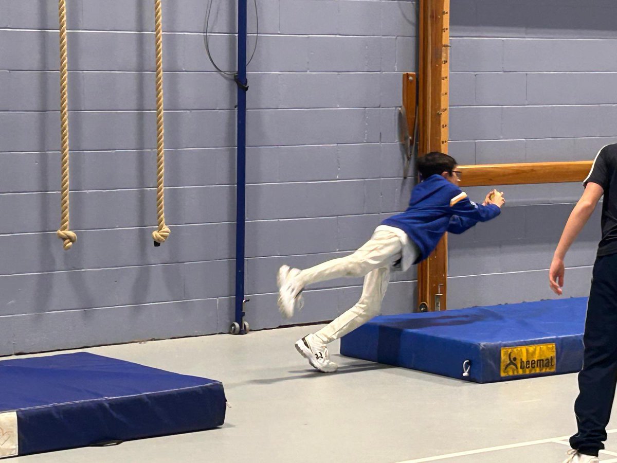 WinchmoreHillCC's tweet photo. Fielding skills from our u13 group

#nextgeneration
#london
#cricket
#summer
#winchmorehill https://t.co/kE6Xv8bZJY