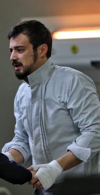 leoqueenyasmine's tweet image. Mert’le Toraman’ı boşuna benzetmedim şu tombalaklığa bak aynılar be🔥🔥🔥❤️‍🔥❤️‍🔥❤️‍🔥 #KızılGoncalar #MertYazıcıoğlu #KedMer #CünKed #KedCün #MerKed