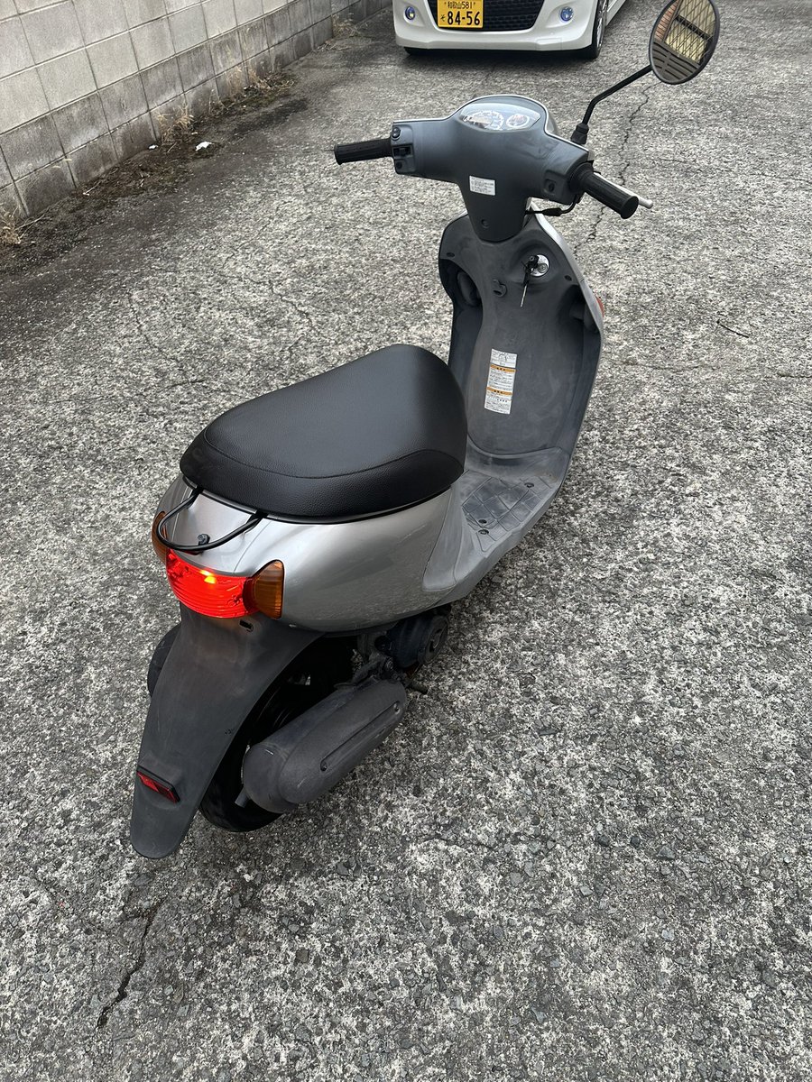 kcha_333's tweet photo. バイク売ります

和歌山から

バッテリー新品
シート新品張り替え
オイル交換済み

３万 https://t.co/KAtQ2lpzhg