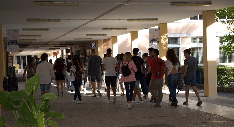 Ante los últimos cambios en la plataforma X, que afectan a la veracidad, la calidad informativa y los valores democráticos, cesamos nuestra actividad en X. 
Seguiremos informando a través de nuestras cuentas en #Facebook, #Instagram y #LinkedIn. 
Más info:acortar.link/KPq7Hs