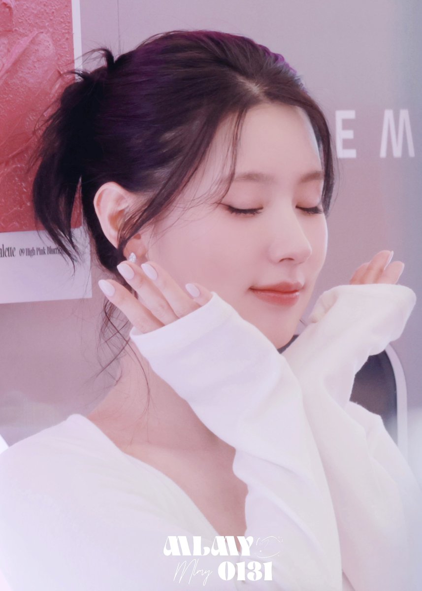 MLMY0131's tweet photo. 240516 Wakemake

#여자아이들 #아이들 #GIDLE
#미연 #MIYEON https://t.co/9zESKGJ7o5