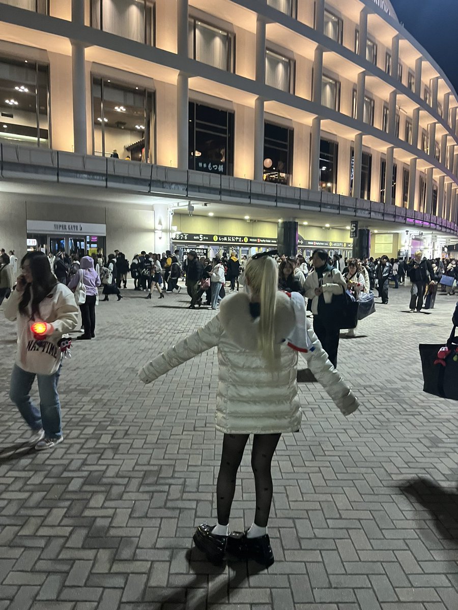 ︎︎ 𝒌✩‎꙳ tweet media