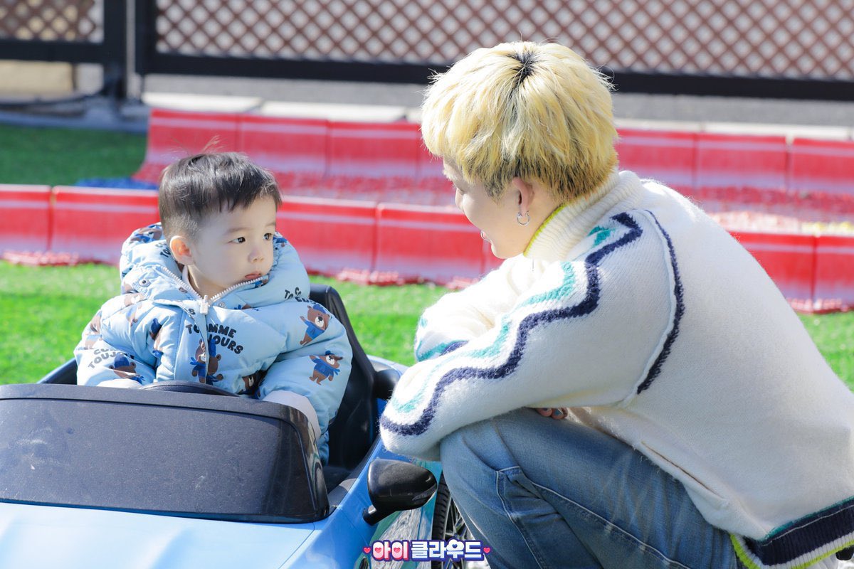 NurulUnyil's tweet photo. So, TREASURE members who will have content with babies are Hyunsuk, Junkyu, Jaehyuk, and Asahi 🥰🥰🥰 @treasuremembers https://t.co/NkoUJtjaFq