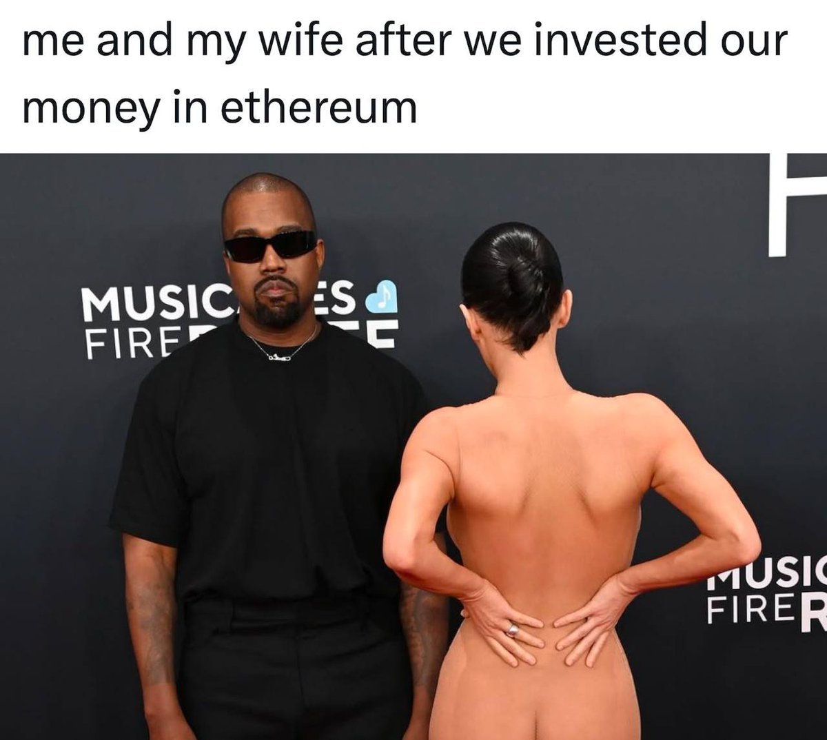 NEUTROEX tweet media