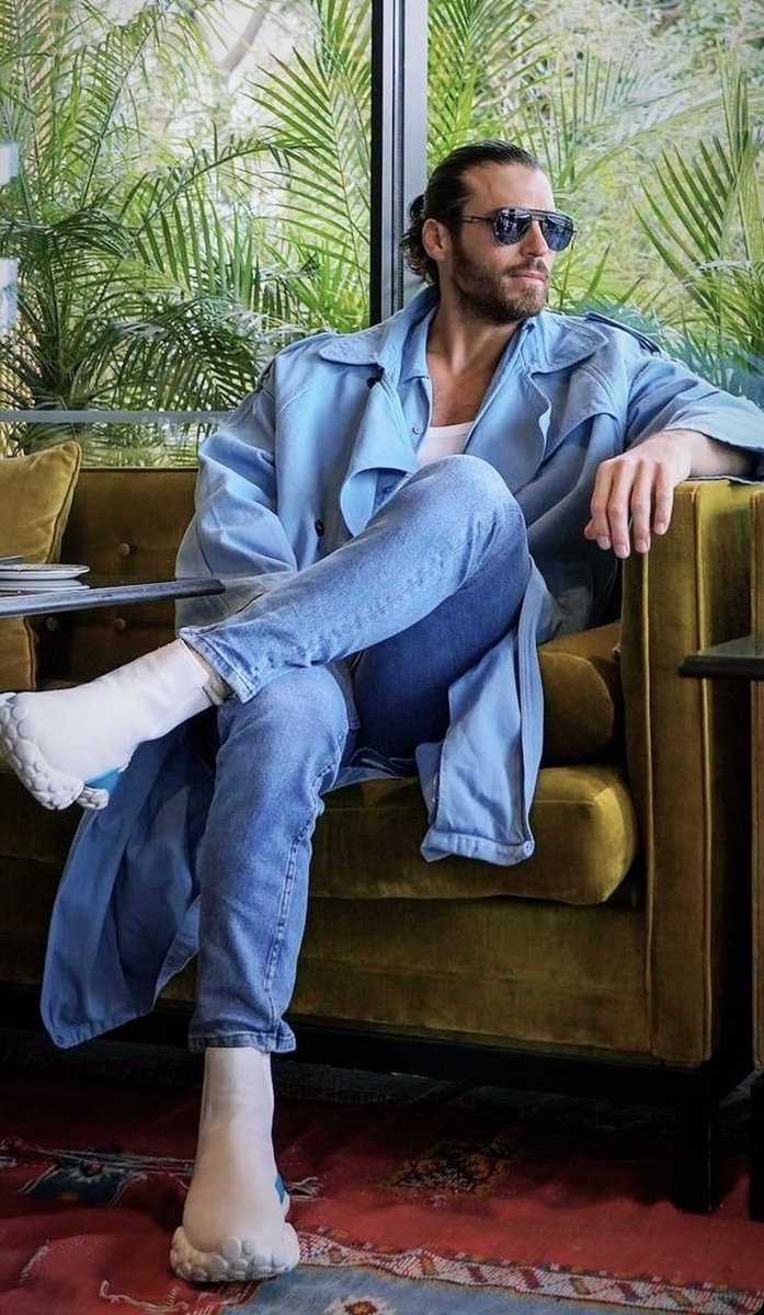 ‌
تو بینی گزندی، ببینم گزند
کمی خسته‌ام من؛ تو اما بخند.
I vote for #CanYaman from Turkey for The 100 Most Handsome Faces of 2025  <a href="/tccandler/">TC Candler</a>
#100faces2025  #tccandler