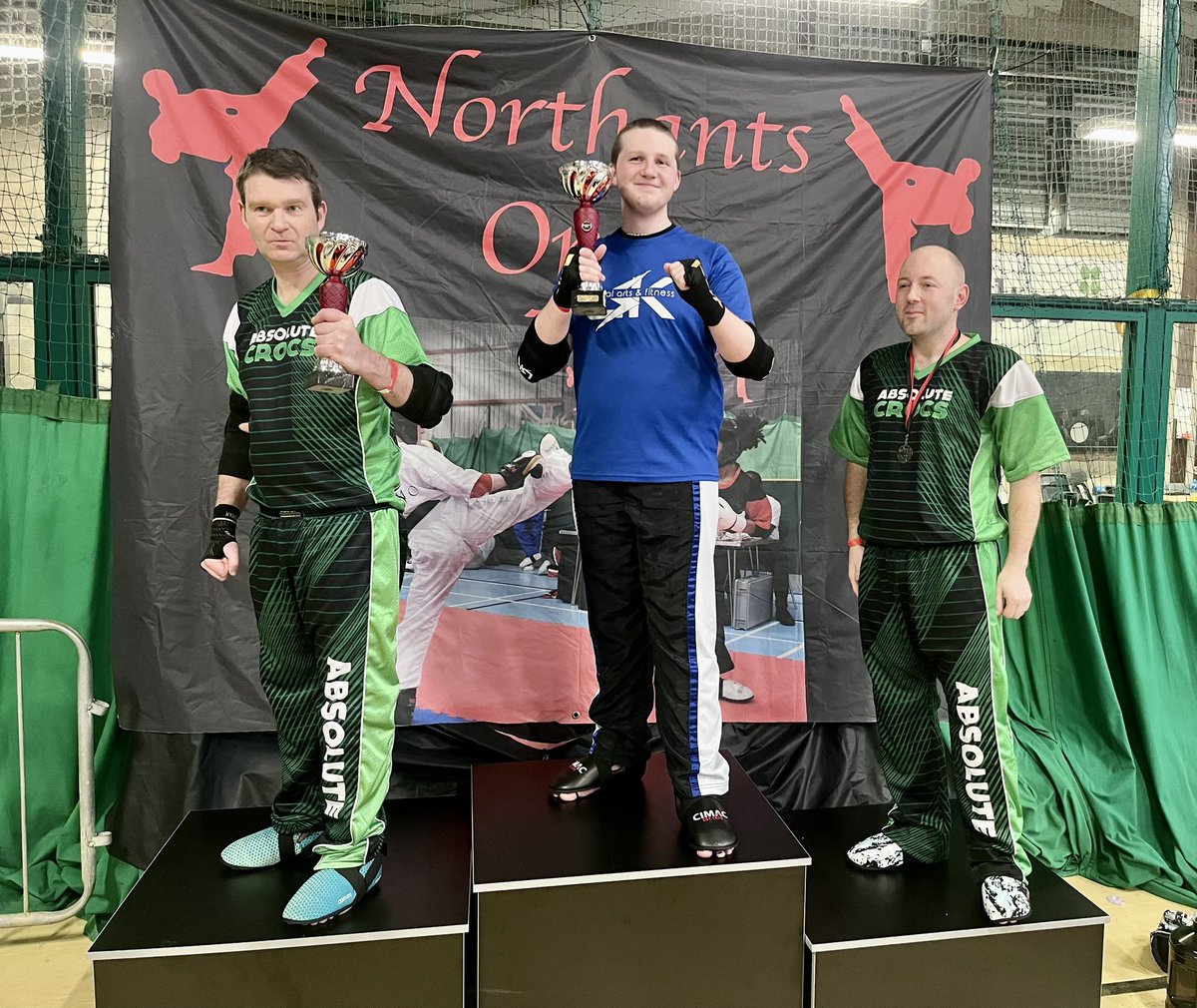 LSKmartialarts's tweet photo. The team had an amazing day at the Northants Open yesterday
Every student should be proud of themselves for stepping onto the mats & representing their club
4 x π₯
3 x π₯
4 x π₯
Win or lose, competitions are a fantastic source of progression, development & learning
#teamLSK https://t.co/h6JTLRkhzK