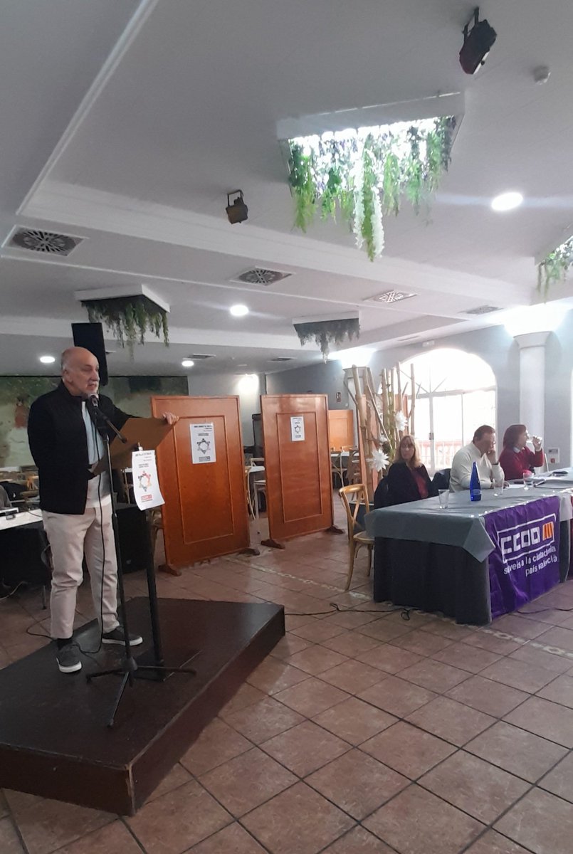 fscccoopv's tweet photo. 🎤 Intervencions de @pilar_ccoo y @ABermejoCutanda al cinqué congrés del SI de la FSC CCOO PV Ribera Safor https://t.co/D71UYb5g3C