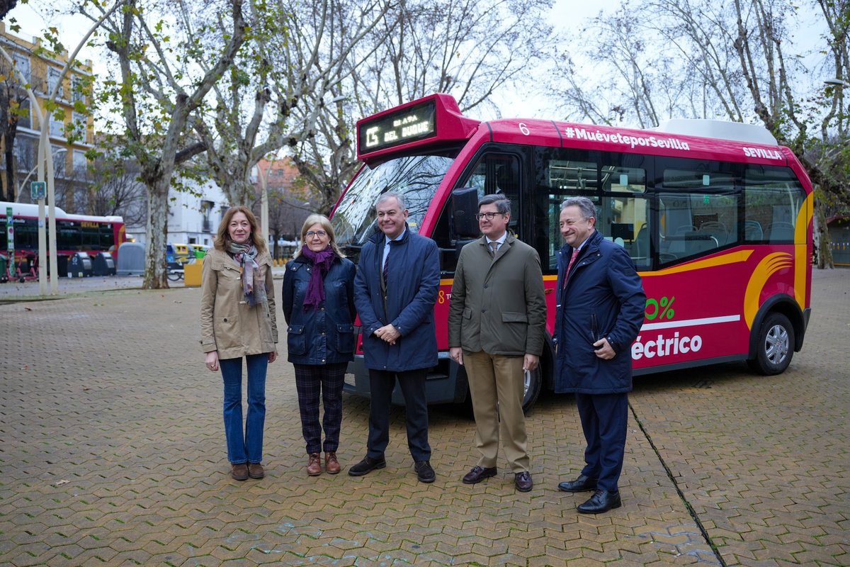 🚏La línea C5 vuelve a circular 5 años después.

👉Seguimos #CumpliendoConSevilla y, ahora, con los vecinos del Casco Antiguo y todos los usuarios que venían durante años reclamando su vuelta.

🚎12 plazas sentadas, 8 de pie y espacios accesibles para PMR♿️

⏩SevillaEstáEnMarcha