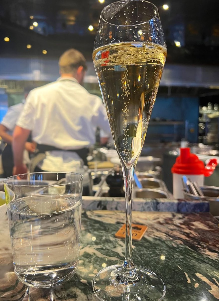 Celebrating my recent appointment to the role of President of The New Zealand Society UK (<a href="/NZSocietyUK/">The New Zealand Society</a>) with Joe Nelson from <a href="/NZTEnews/">NZTE</a> at <a href="/FallowLondon/">Fallow Restaurant</a> in St James on a drizzly Friday afternoon.

#nzsocietyuk
#expatkiwis
#newzealandleaders