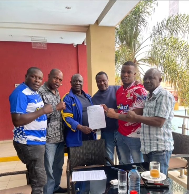 KenyaBoxingCo's tweet photo. Significant part of your succes can be attributed to the exemplary leadership of Reuben Ndolo, the Chairman of the Kenya Professional Boxing Commission (KPBC) His vision and commitment to the sport have been transformative. Under his guidance, we have seen remarkable improvements https://t.co/mVyhbnKMyO