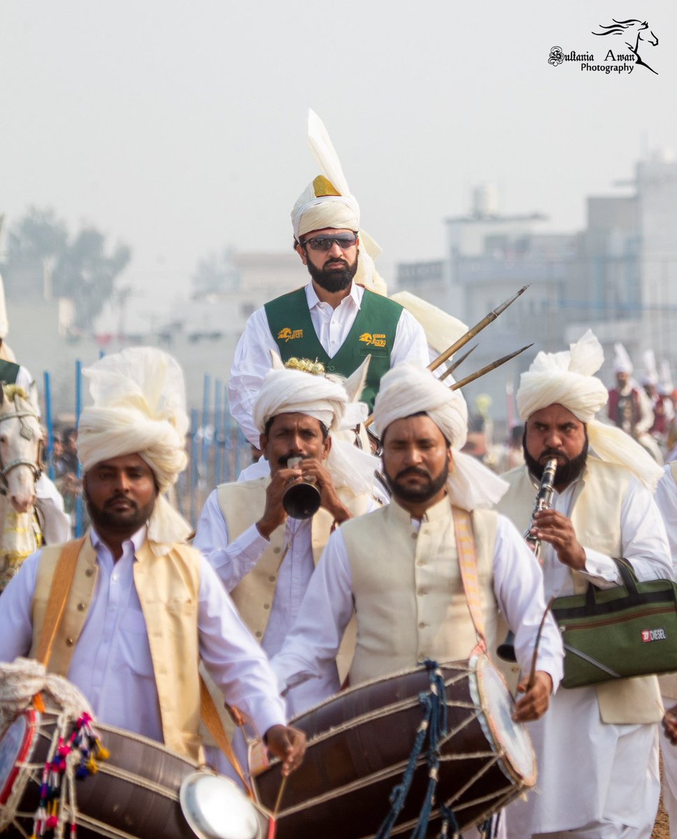 Sultan Bahadar Aziz (@sultanbahadaraz) on Twitter photo 