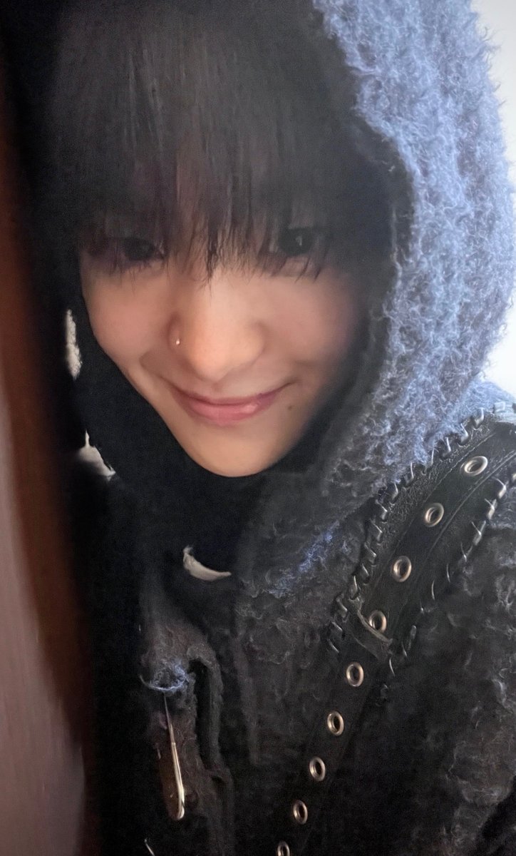 _hourlyjihoon's tweet photo. [📸] WV 250203 | #JIHOON https://t.co/3mxu4U9uGA