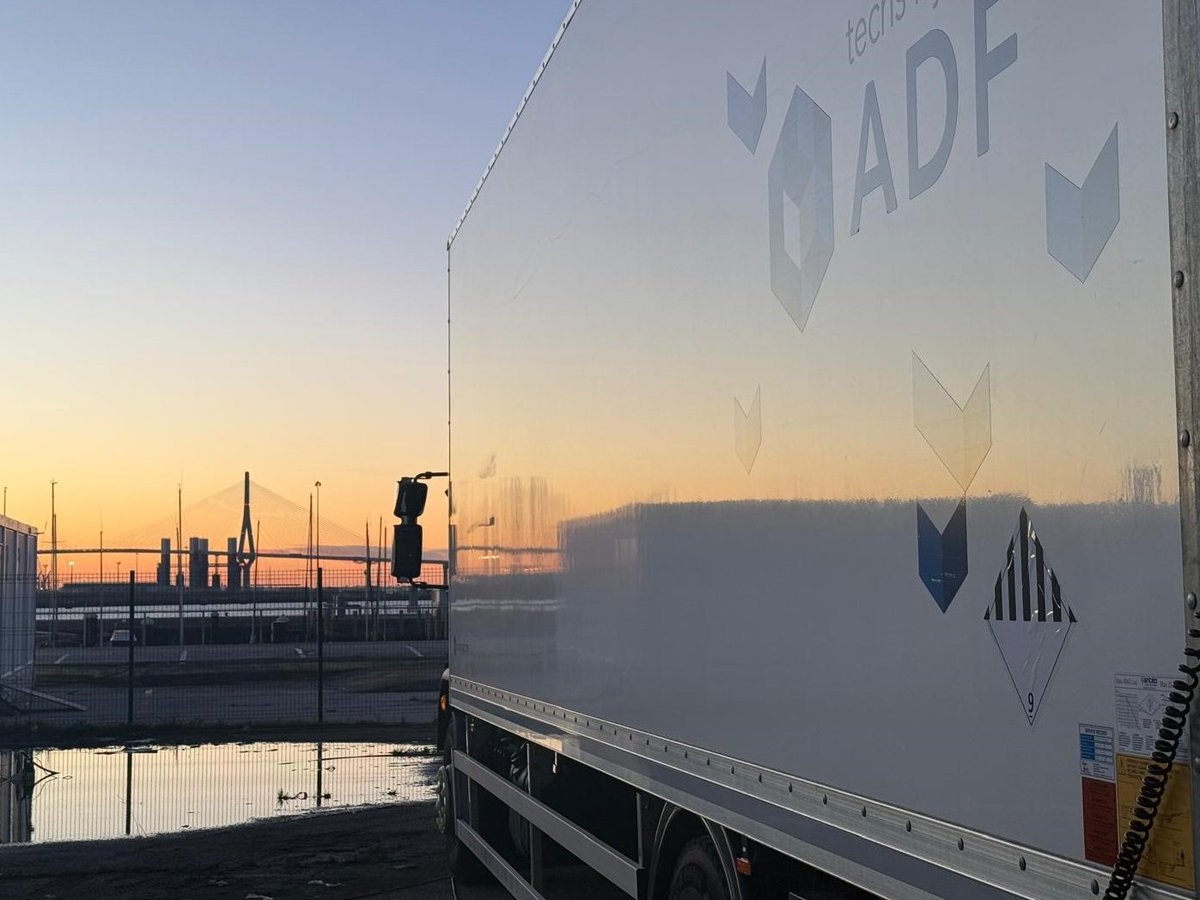 Golden Hour in Sunny Spain 🌅
With our extensive fleet &amp; robust support systems, we’re ready to meet our customers' needs, no matter where their productions take them. Whether a local or international location, we ensure consistent &amp; reliable facilities every step of the way 🚛