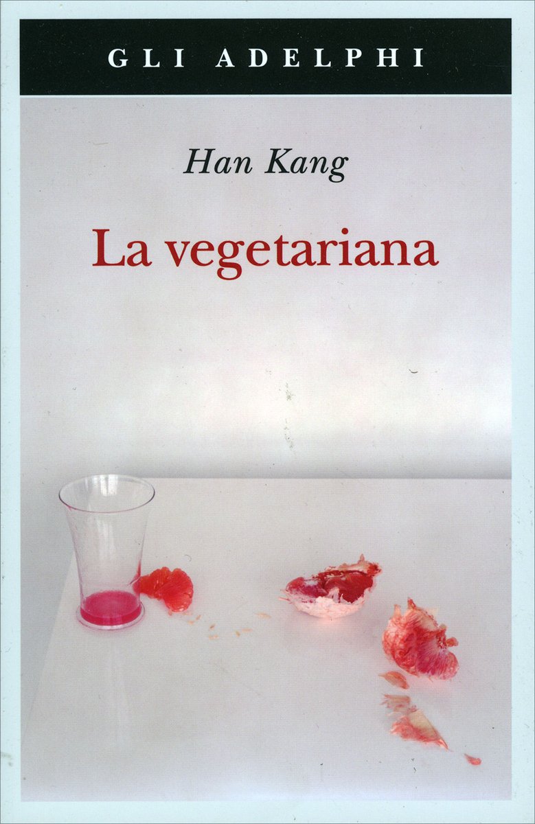 LuciaLibri (@lucialibri) on Twitter photo Romanzo controverso, sul tema della malattia mentale, del patriarcato, dell’alienazione. Il tutto impreziosito dal fascino delle filosofie orientali.
È “La vegetariana” di Han Kang (<a href="/adelphiedizioni/">Adelphi Edizioni</a>), con la traduzione di <a href="/mizemix/">Milena Z. Ciccimarra</a>
Scrive <a href="/ChrisGuzzardi/">Christian Guzzardi</a>
lucialibri.it/2025/02/03/fra… Romanzo controverso, sul tema della malattia mentale, del patriarcato, dell’alienazione. Il tutto impreziosito dal fascino delle filosofie orientali.
È “La vegetariana” di Han Kang (<a href="/adelphiedizioni/">Adelphi Edizioni</a>), con la traduzione di <a href="/mizemix/">Milena Z. Ciccimarra</a>
Scrive <a href="/ChrisGuzzardi/">Christian Guzzardi</a>
lucialibri.it/2025/02/03/fra…