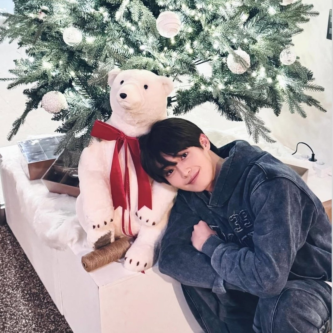 sjsgallery's tweet photo. Happy JUNSEOP Day ♡

#신준섭
#JUNSEOP https://t.co/opbIjgUuCC