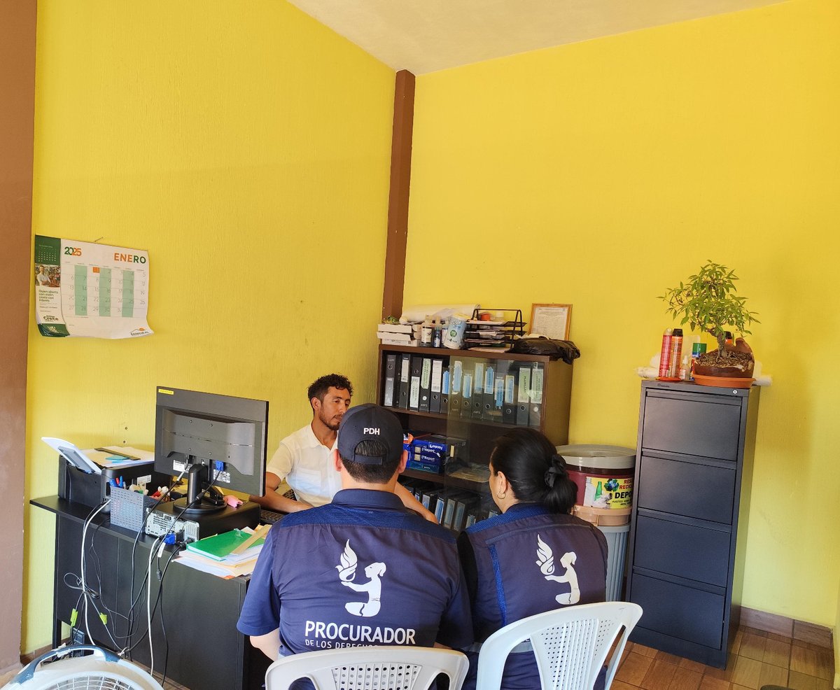 PDHgt's tweet photo. 📍#Suchitepéquez
#SupervisiónAguaySanamiento💧| Auxiliatura realizó supervisión a la Unidad de Gestión Ambiental Municipal #UGAM y Oficina de Aguas y Drenajes de la Municipalidad de Patulul, Santo Domingo, San Juan Bautista, Río Bravo, Mazatenango, San José El Ídolo y San Bernardino.
Más información 👇
https://t.co/zyMsX3dbuq
