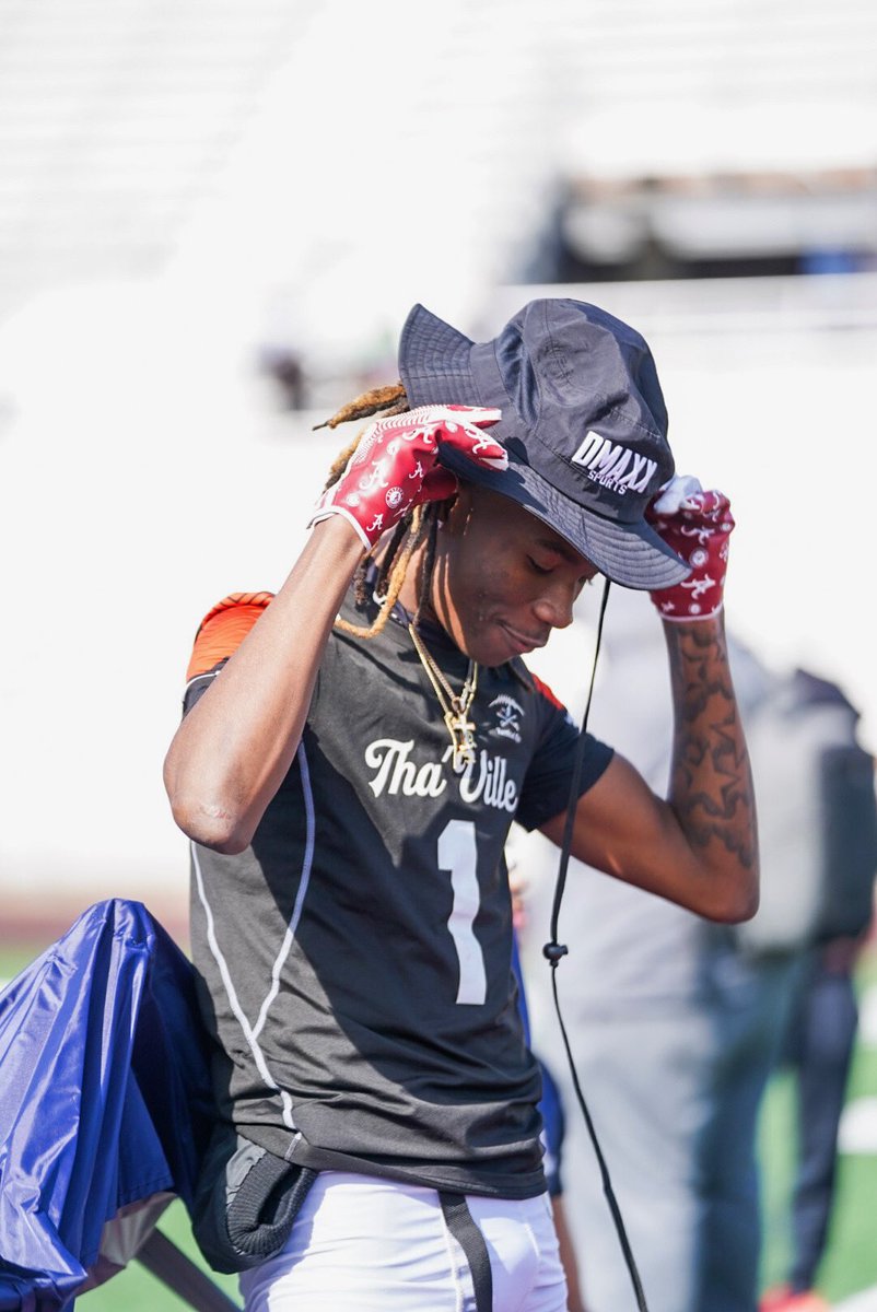 ᗩᘔᗩᖇIOᑎ “ᗩᘔ“ ᙏᙅᙅᗩᒪᒪ tweet media