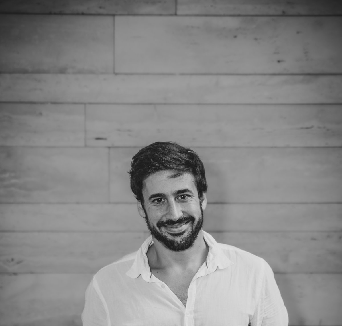 UAI_Univ's tweet photo. 🧠 GRADUADO DE MAESTRÍA Y LA TRANSFORMACIÓN ORGANIZACIONAL DESDE LA PSICOLOGÍA
Conocé nuestra #GeneraciónUAI 🎓

📚 Guido Olomudzski realizó la Meastría en Psicología Organizacional con la intención de perfeccionar habilidades en el ábmito organizacional, con perspectiva sistémica y humanista.

📰 ¡Leé la nota! → https://t.co/oG2AEx6GEI