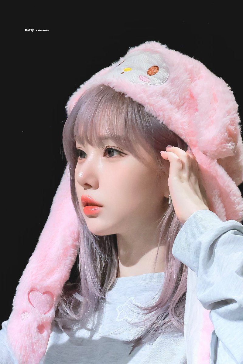 fluffy_eb's tweet photo. 250202 #비비지 #VIVIZ #은하 #EUNHA https://t.co/aVV7N37qjz