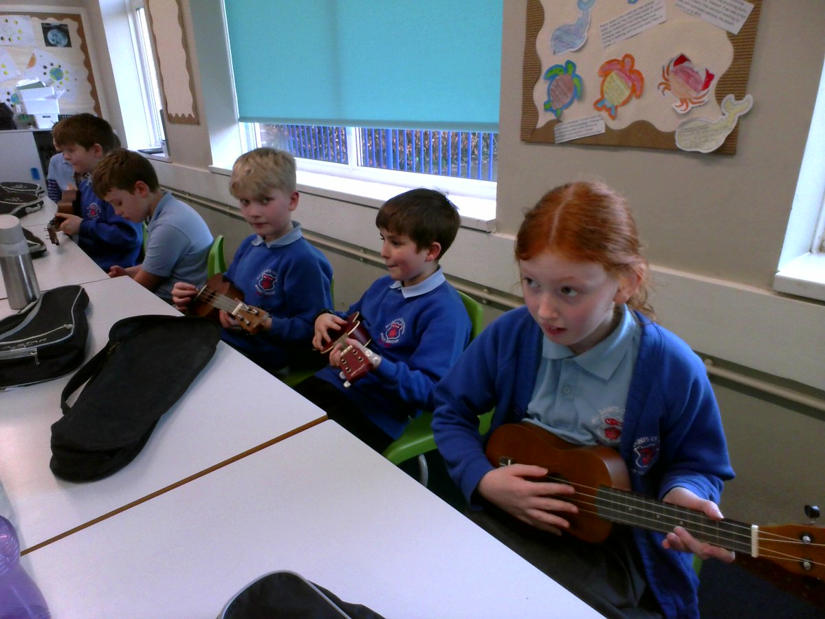 AppleySaintsCE's tweet photo. #ABASY5 have been learning the ukulele. They have learnt two chords so far - C major and F major! #abasmus @charangaschool @ShevCommunity @WN6_Mums https://t.co/lTgT7ZVz89