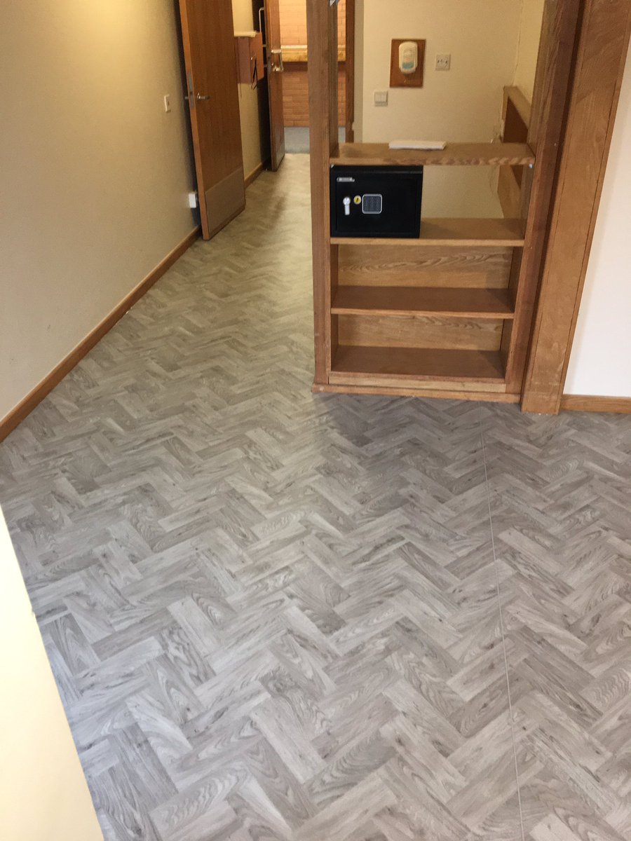 mjcfl00ring's tweet photo. @Polyflorltd Forest FX vinyl on @FBallUK smoothing compound & adhesive
Care Home / Norwich
https://t.co/OHO5Erptew
#norwich #flooring #norfolk #polyflor #teamfball #norwichflooring #vinyl #norwichflooringcontractor #norwichflooringservice #norwichfloors https://t.co/Iou9vsIQuQ
