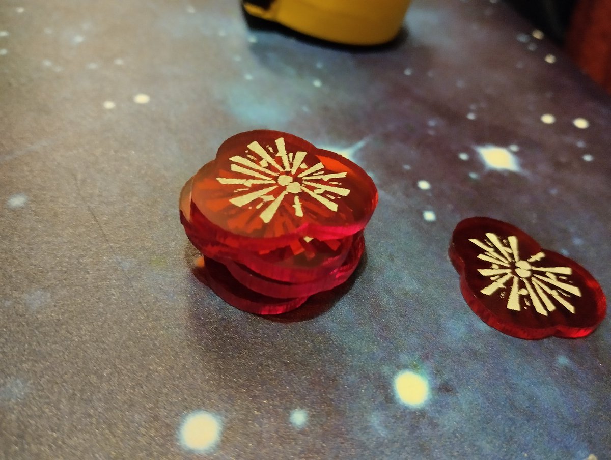 Un pequeño pequeño resumen en fotos de las partidas de BFG del sábado.Marines&amp;Tau. Marines&amp;Darkeldars
#ourilgames #warhammer40k #battlefleetgothic #warhammer #wargames #SpaceMarine2 #spacemarines #Tau #darkeldars #boardgames