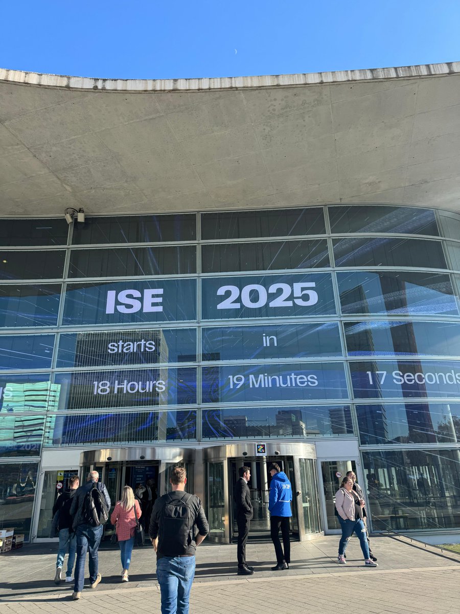 Catchbox tweet media