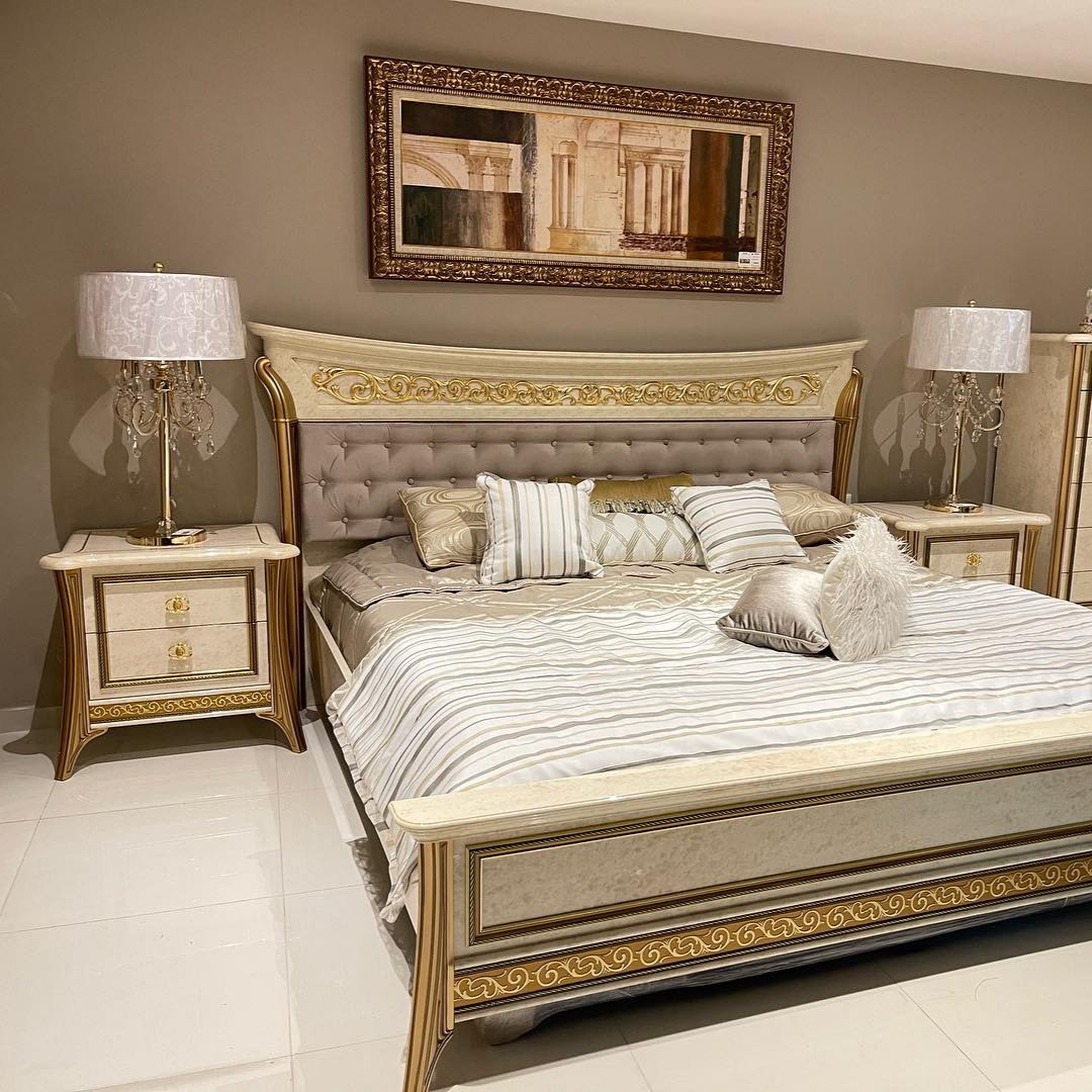 Arredoclassic's tweet photo. Your home deserves the best—our Made in Italy furniture is designed, produced, and stored with care. 🌟🛋️ #LuxuryFurniture #ItalianStyle https://t.co/xHHR5NHUtV
