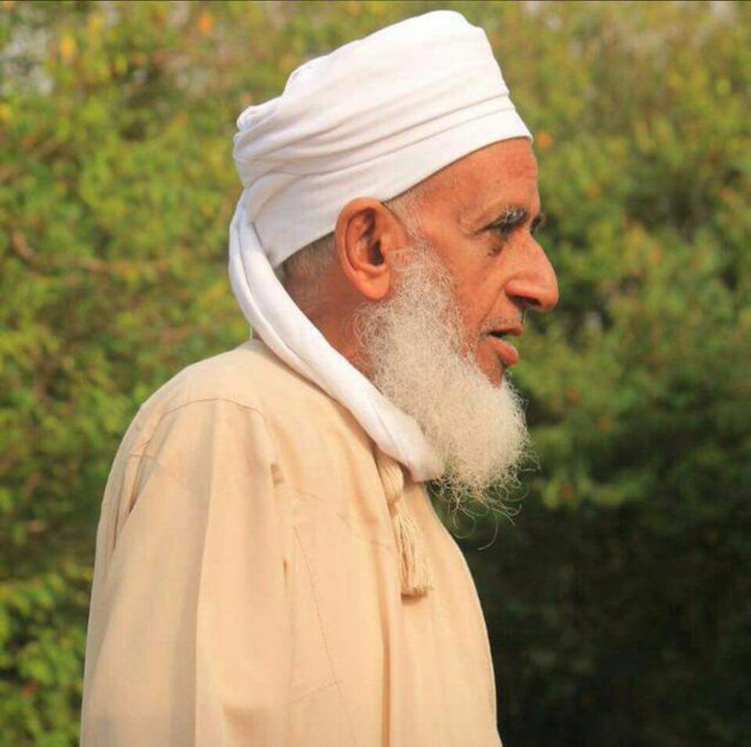 ،،شجاعة الاعتذار لا يتقنها إلا الكبار، ولا يحافظ عليها إلا الأخيار، ولا يغذيها وينميها إلا الأبرار، لأنها صفة نابعة من قلب أبيض، لا يحمل غشا، ولا يضمر شرا،،
#الشيخ_أحمد_الخليلي