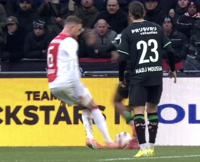 Peter van Gend tweet media