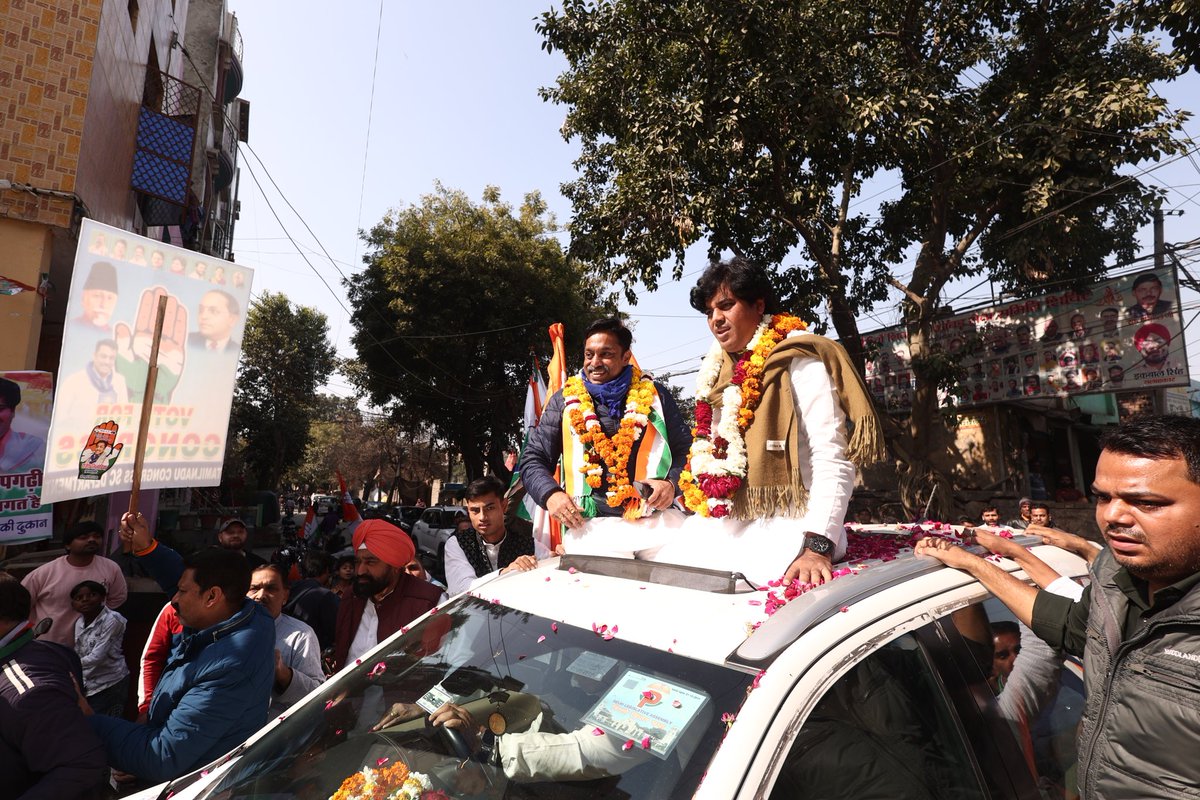 RajeshLilothia's tweet photo. आभार मेरे भाई ♥️
#impranpratapgadhi
#congresshaizaruri #rajeshlilothiaforseemapuri #DelhiElection2025 https://t.co/5n7YdJBnuO